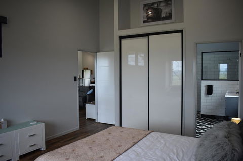 Ironbark House - Grafton Accommodation 23