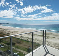 Pure Kirra - Grafton Accommodation