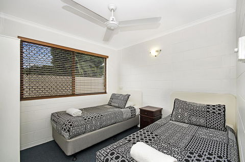 Townsville Holiday Apartments - Grafton Accommodation 19