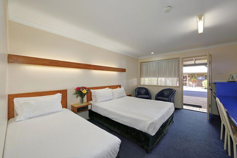Smart Motels Bert Hinkler - Grafton Accommodation 18
