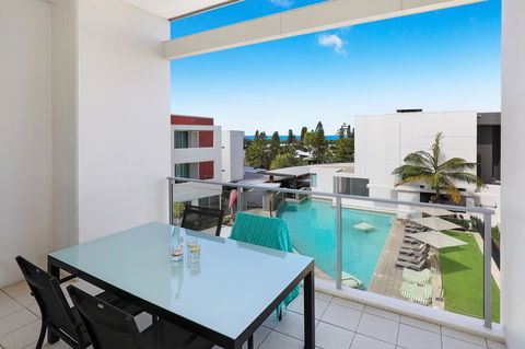 Element On Coolum Beach - Grafton Accommodation 1