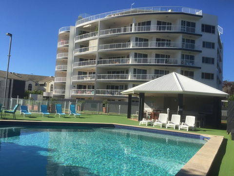 Fairways Golf & Beach Retreat Bribie Island - Grafton Accommodation 0
