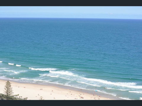 H Star Residences-- Paradise Stayz - Grafton Accommodation 5