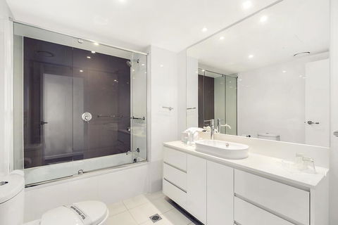 H Star Residences-- Paradise Stayz - Grafton Accommodation 0