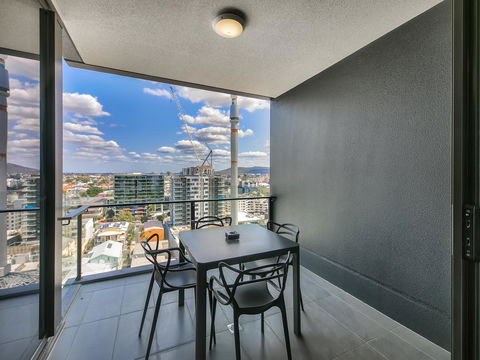 Opera Apartments South Brisbane - Grafton Accommodation 22