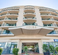 Central Cosmo Apartment Hotel - Grafton Accommodation