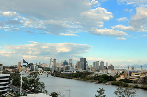 Central Cosmo Apartment Hotel - Grafton Accommodation 22