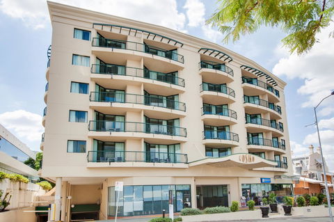 Central Cosmo Apartment Hotel - Grafton Accommodation 13