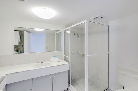 Catalina Resort - Grafton Accommodation 3