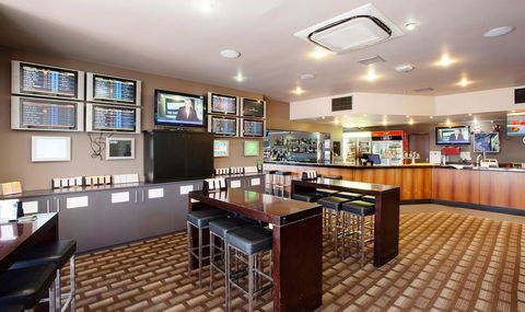Kondari Hotel - Grafton Accommodation 43