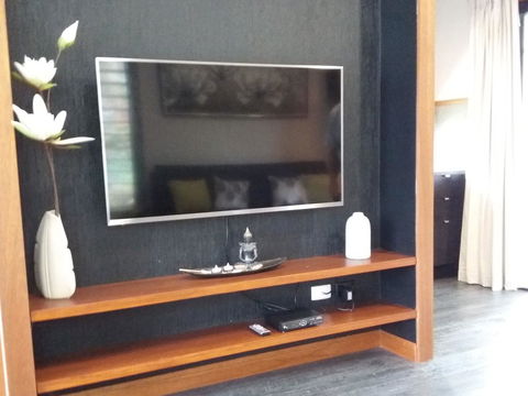 Forest Lodge: Little Villa - Grafton Accommodation 8