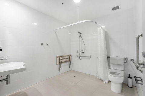 Essence Suites Taringa - Grafton Accommodation 13