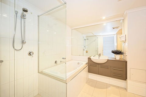 On The Bay Apartments - Grafton Accommodation 16