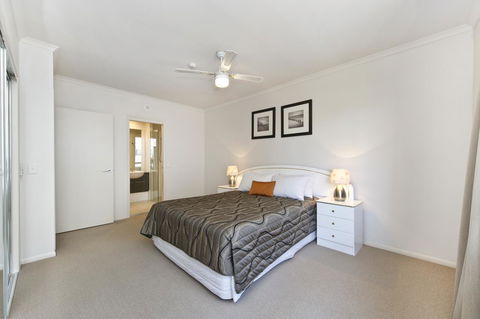 On The Bay Apartments - Grafton Accommodation 19
