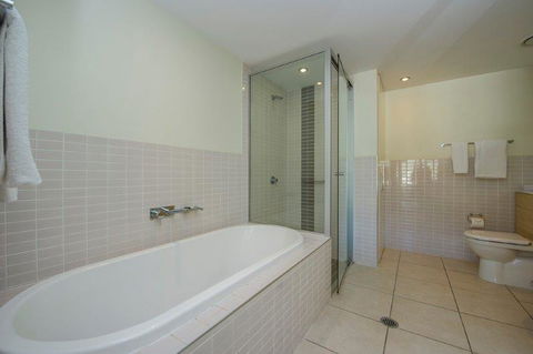 Absolute Waterfront Magnetic Island - Grafton Accommodation 19