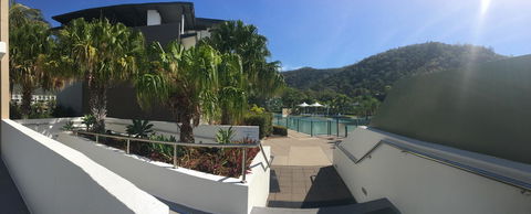 Absolute Waterfront Magnetic Island - Grafton Accommodation 10
