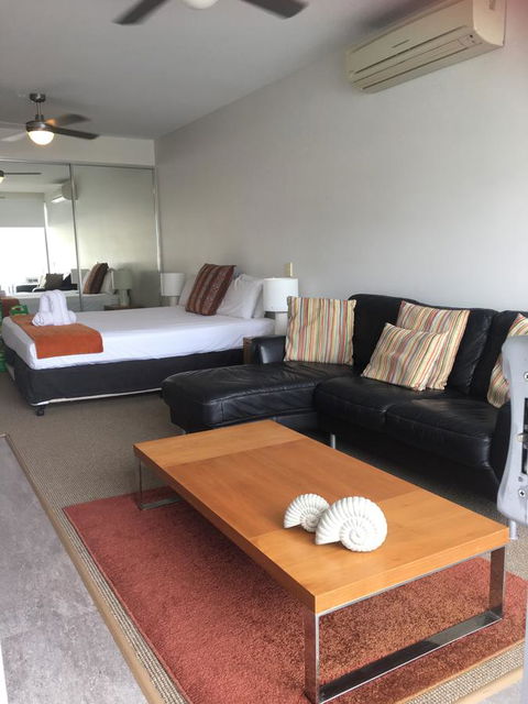 Absolute Waterfront Magnetic Island - Grafton Accommodation 1