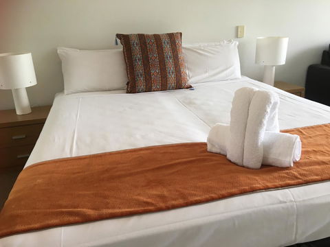 Absolute Waterfront Magnetic Island - Grafton Accommodation 23