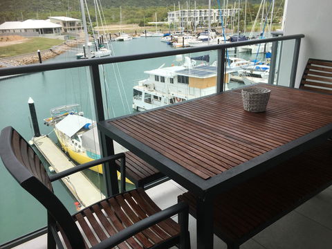 Absolute Waterfront Magnetic Island - Grafton Accommodation 27
