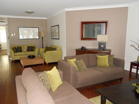 BeachView Apartments At Villa Paradiso - Grafton Accommodation 35