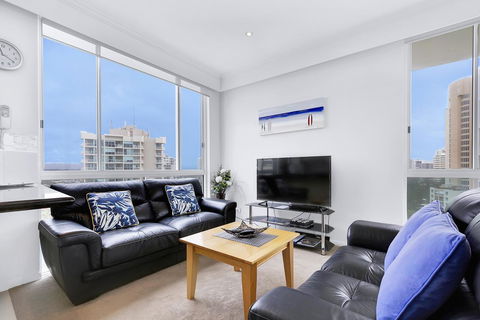 Pacific Views Resort - Grafton Accommodation 18