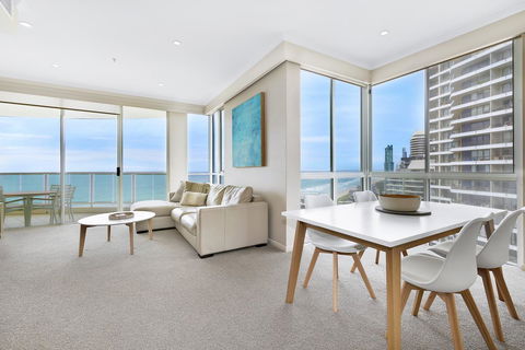 Pacific Views Resort - Grafton Accommodation 1