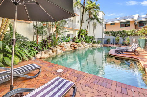 Coral Tree Inn - Grafton Accommodation 2