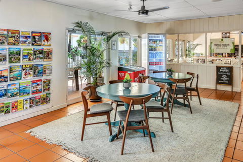 Coral Tree Inn - Grafton Accommodation 16