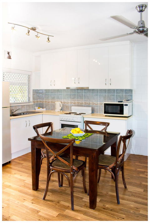 Clifton Sands Holiday Units - Grafton Accommodation 25