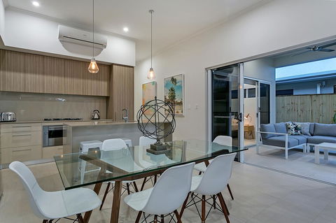 Oceans Edge Holiday Home - Grafton Accommodation 6