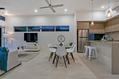 Oceans Edge Holiday Home - Grafton Accommodation 5