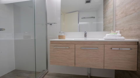 Norfolk Luxury Beachfront Apartments - Grafton Accommodation 15