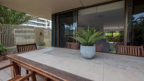 Norfolk Luxury Beachfront Apartments - Grafton Accommodation 23