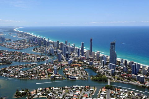 Norfolk Luxury Beachfront Apartments - Grafton Accommodation 4