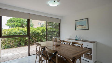 Norfolk Luxury Beachfront Apartments - Grafton Accommodation 13