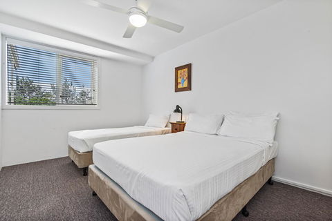 84 The Spit Holiday Apartments - Grafton Accommodation 1