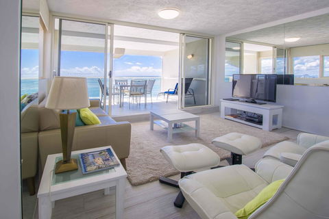 84 The Spit Holiday Apartments - Grafton Accommodation 21