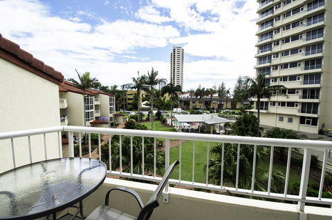 Key Largo Holiday Apartments - Grafton Accommodation 5