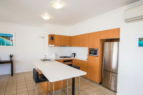 Oasis Apartments On Hamilton Island By HIHA - Grafton Accommodation 4