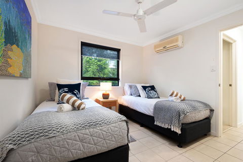 Oasis Apartments On Hamilton Island By HIHA - Grafton Accommodation 24
