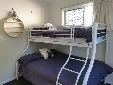 Beautiful Home- Walk To Beach-Short Drive To Noosa - Grafton Accommodation 8