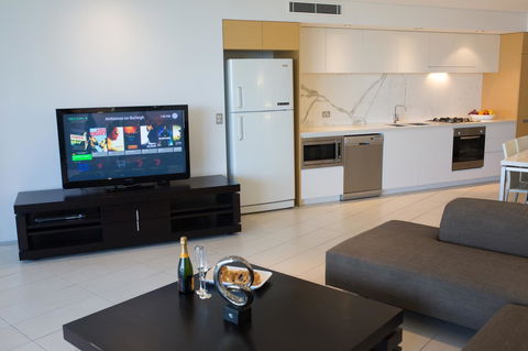 Ambience On Burleigh Beach - Grafton Accommodation 18