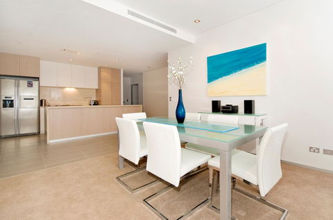 Ambience On Burleigh Beach - Grafton Accommodation 23