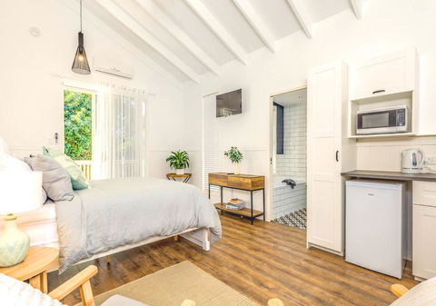Hampton Estate Wines - Grafton Accommodation 7