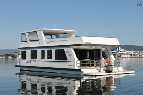Coomera Houseboats - Grafton Accommodation 39