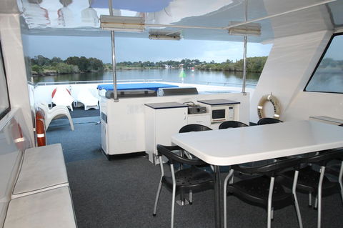 Coomera Houseboats - Grafton Accommodation 26