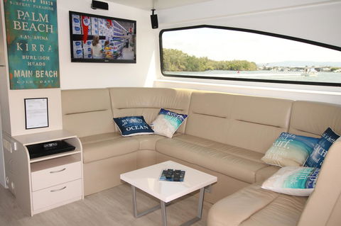 Coomera Houseboats - Grafton Accommodation 11