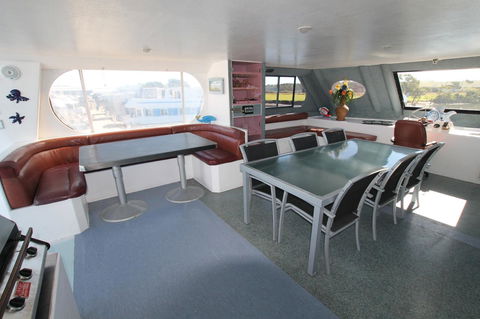 Coomera Houseboats - Grafton Accommodation 19