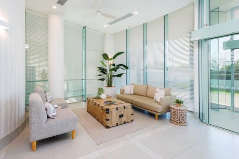The Waterford On Main Beach - Grafton Accommodation 14