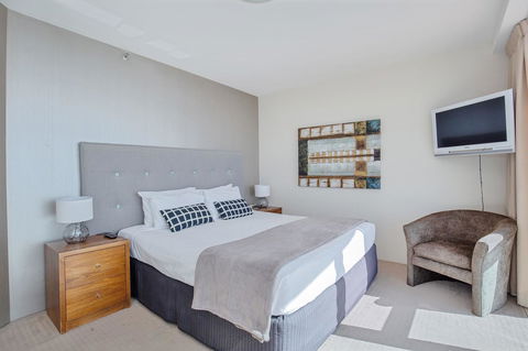 The Waterford On Main Beach - Grafton Accommodation 33